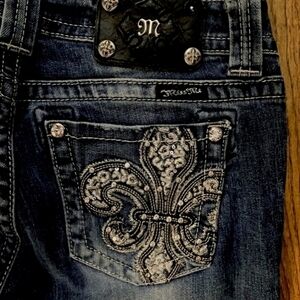 Gorgeous Miss Me Easy Straight Jeans With 31" Inseam